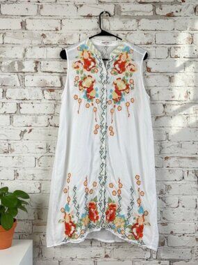 Johnny Was white Sleeveless Embroidered Floral Tunic Dress